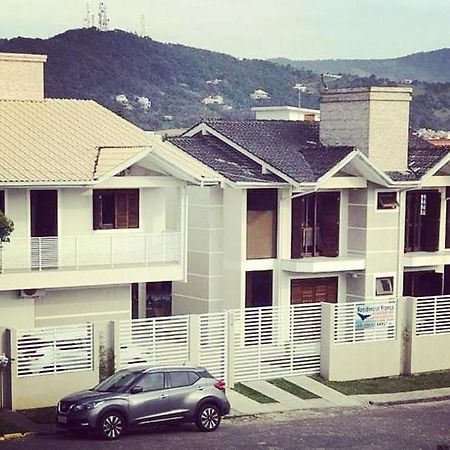 Residencial Franca Garopaba Apartment Екстериор снимка