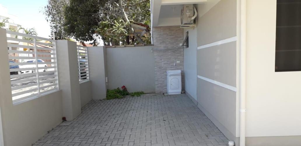 Residencial Franca Garopaba Apartment Екстериор снимка
